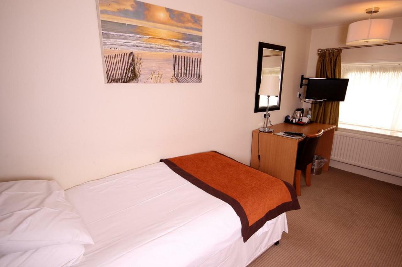 Lord Nelson Hotel Pembroke Buitenkant foto